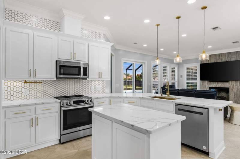 4 bedroom SingleFamilyResidence at 3606 Dragon's Ridge, Queensberry Ltd At Bay Point, Panama City Beach — photo 3