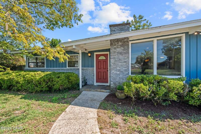 3 bedroom SingleFamilyResidence at 306 Carolyn Avenue, Woodlawn Unit 1, Panama City Beach — photo 4