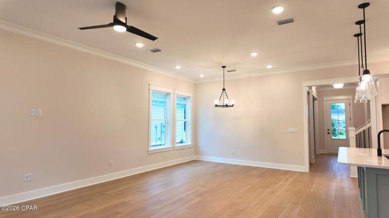 5 bedroom SingleFamilyResidence at 2912 W 27th Street, Kings Point, Panama City — photo 4
