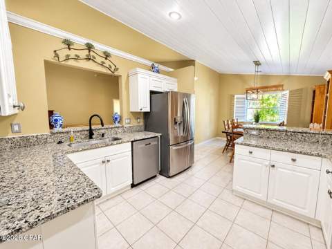 214 Summerwood Drive, Panama City Beach FL - photo 9 of 21