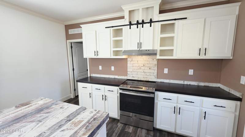 3 bedroom ManufacturedHome at 11925 Camellia Street, Green Hills, Fountain — photo 5