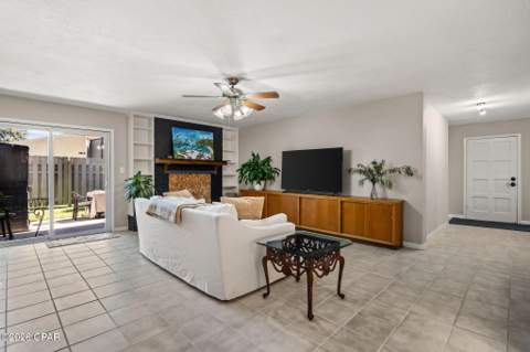 1025 W 19th Street 15A, Panama City FL - photo 10 of 30