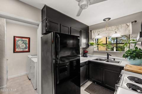 1025 W 19th Street 15A, Panama City FL - photo 16 of 30
