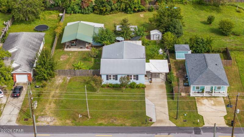 3 bedroom SingleFamilyResidence at 3431 Ten Acre Road, Highland City, Panama City — photo 5