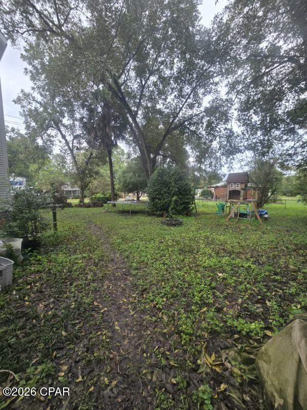 5 bedroom SingleFamilyResidence at 302 E Nebraska Avenue, Bonifay, Bonifay — photo 2
