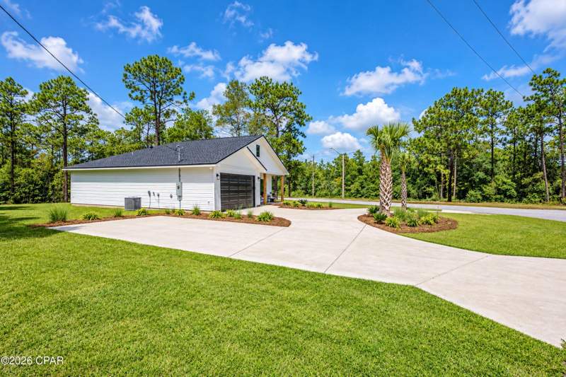 3 bedroom SingleFamilyResidence at 1990 Ambassador Court, Sunny Hills Unit 19, Chipley — photo 4