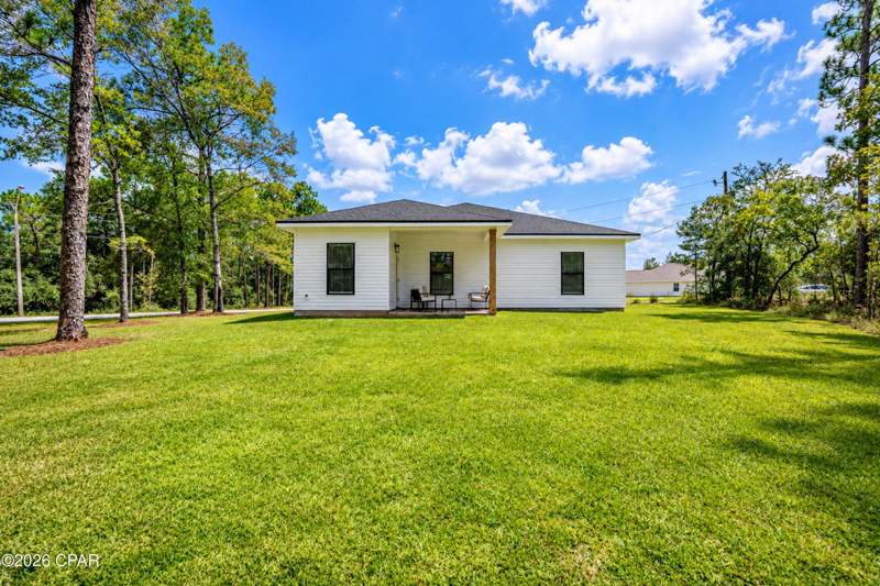 3 bedroom SingleFamilyResidence at 1990 Ambassador Court, Sunny Hills Unit 19, Chipley — photo 5