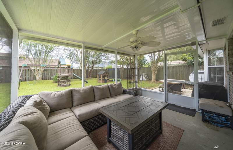 4 bedroom SingleFamilyResidence at 107 Saratoga Place, Derby Woods 1st Add, Lynn Haven — photo 2