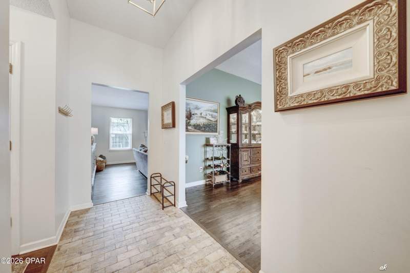 4 bedroom SingleFamilyResidence at 107 Saratoga Place, Derby Woods 1st Add, Lynn Haven — photo 4