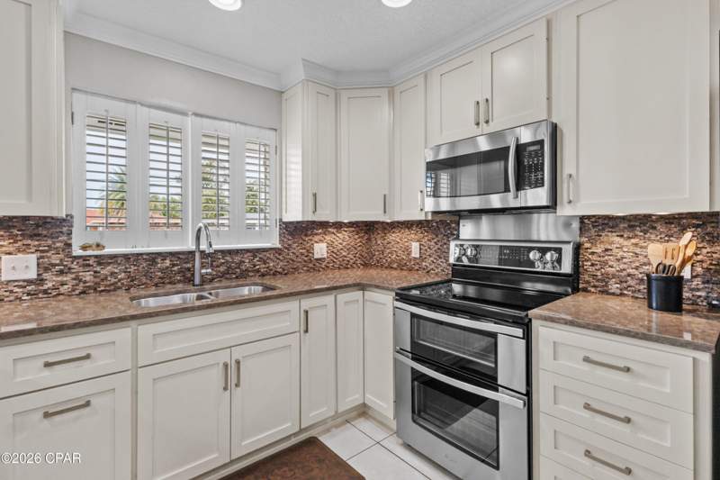 4 bedroom SingleFamilyResidence at 2822 Agnes Scott Drive, Forest Hills Unit 2, Panama City — photo 5