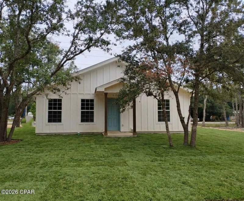 3 bedroom SingleFamilyResidence at 2143 Sunny Hills Boulevard, Sunny Hills, Chipley — photo 2