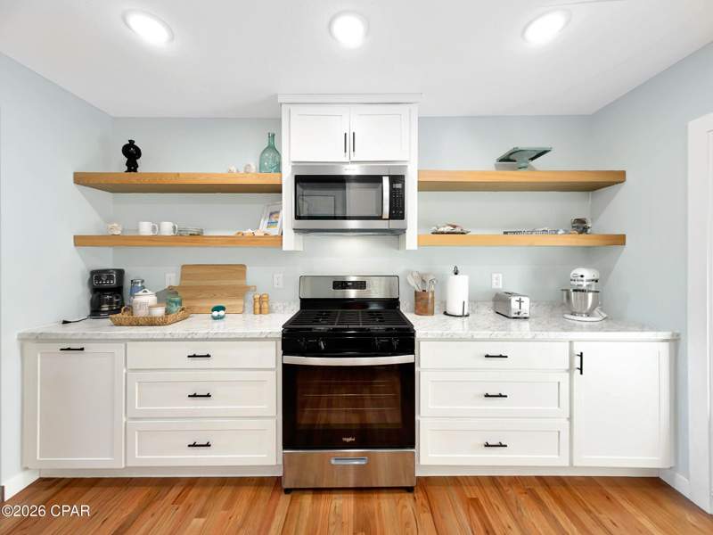 3 bedroom SingleFamilyResidence at 1302 Woodward Avenue, St.Joseph Addition Unit No. 1, Port St Joe — photo 5