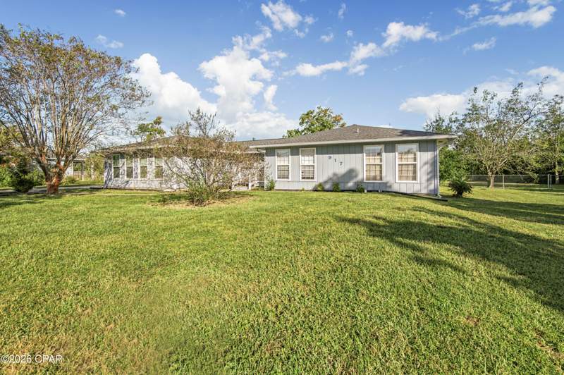 4 bedroom SingleFamilyResidence at 917 Plantation Drive, Plantation Heights, Panama City — photo 2