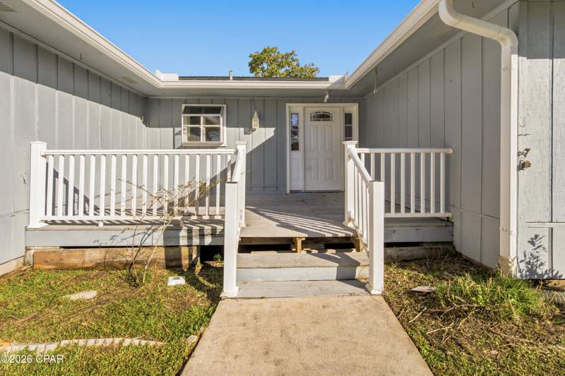 4 bedroom SingleFamilyResidence at 917 Plantation Drive, Plantation Heights, Panama City — photo 4