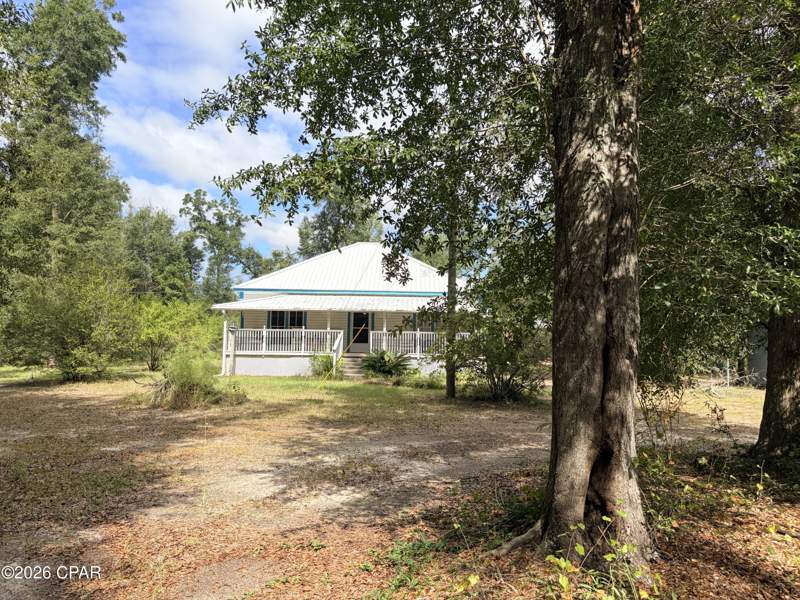 3 bedroom SingleFamilyResidence at 3738 Whispering Pines Circle, Whispering Pines Estates, Greenwood — photo 2
