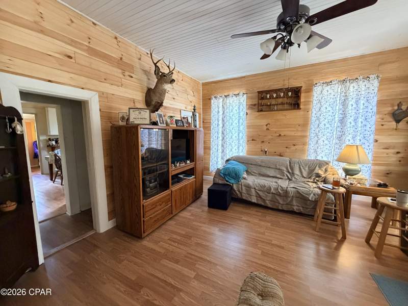 3 bedroom SingleFamilyResidence at 3738 Whispering Pines Circle, Whispering Pines Estates, Greenwood — photo 5