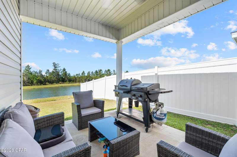 5 bedroom SingleFamilyResidence at 6962 William Pitsenbarger Road, Liberty, Panama City — photo 2