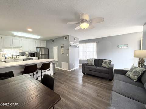17462 Front Beach Road 74A, Panama City Beach FL - photo 8 of 45