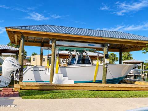 700 Driftwood Drive, Lynn Haven FL - photo 6 of 63