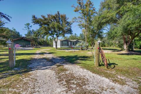 306 Melinda Circle, Southport FL - photo 6 of 63