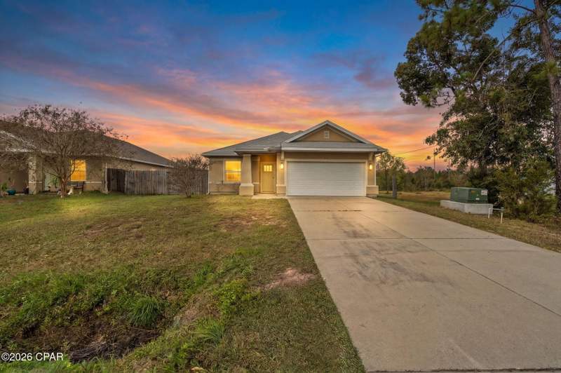 3 bedroom SingleFamilyResidence at 2317 Cocoa Avenue, Highland City, Panama City — photo 5