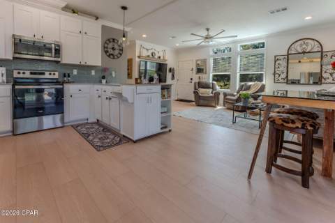 1305 Sandusky Circle, Alford FL - photo 14 of 22
