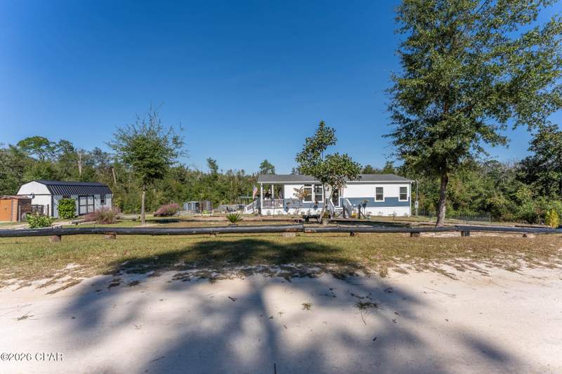 3 bedroom ManufacturedHome at 1305 Sandusky Circle, Compass Lake Hills Unit 6, Alford — photo 3