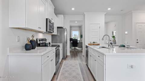 112 Hollis Circle, Port St Joe FL - photo 7 of 52