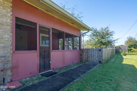 1002 Colorado Avenue, Lynn Haven FL - photo 9 of 50