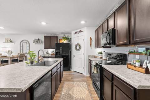 157 Merrion Road, Southport FL - photo 20 of 44