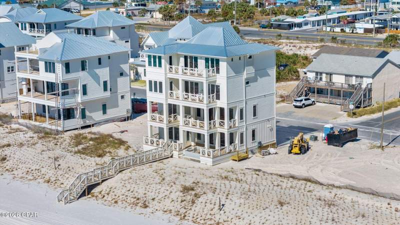 7 bedroom SingleFamilyResidence at 5915 Gulf Drive, Hadley's Beach, Panama City Beach — photo 4