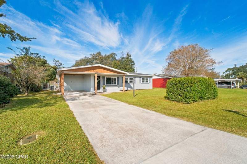 3 bedroom SingleFamilyResidence at 135 Indian Summer Avenue, Parkway Manor, Panama City — photo 3