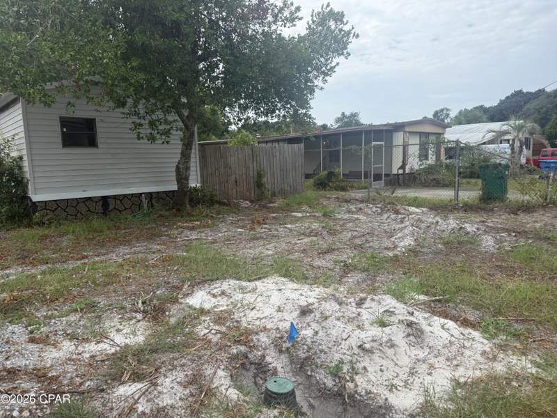 2 bedroom ManufacturedHome at 322 14th Street, Laguna Beach Estates, Panama City Beach — photo 4