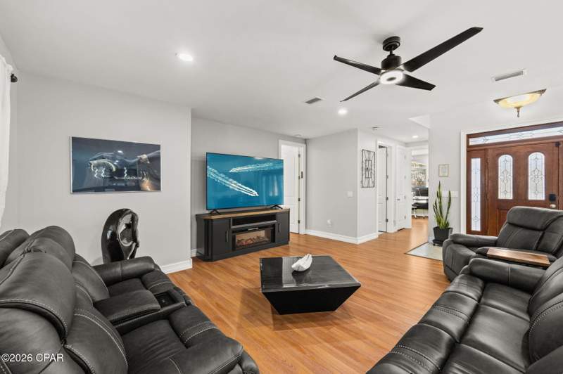 4 bedroom SingleFamilyResidence at 118 Twilight Bay Drive, Colony Club, Panama City Beach — photo 5