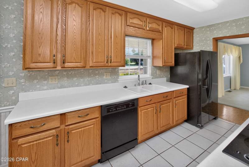 3 bedroom SingleFamilyResidence at 1203 W 12th Street, Caroline Add Unit 2, Panama City — photo 4