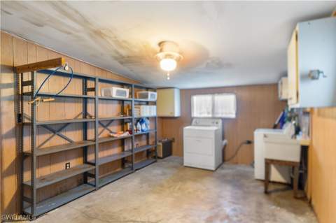4820 Barcelona Cir, Naples FL - photo 12 of 18