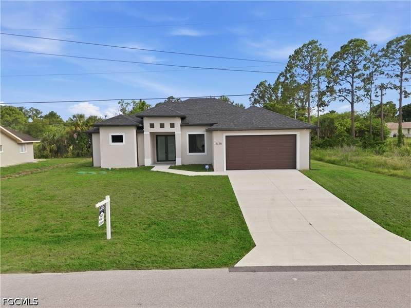 4 bedroom SingleFamilyResidence at 1436 Graham Cir, Lehigh Acres, Lehigh Acres — photo 2