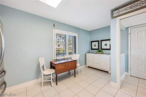 2922 Kings Lake Blvd 2922, Naples FL - photo 7 of 25