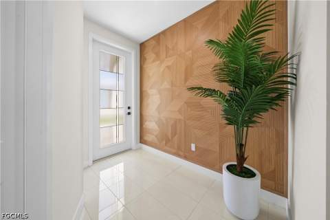 6092 Barbara Cir, Naples FL - photo 6 of 46