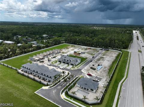 6093 Barbara Cir, Naples FL - photo 7 of 27