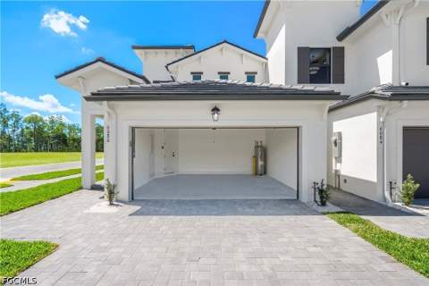 6093 Barbara Cir, Naples FL - photo 9 of 27