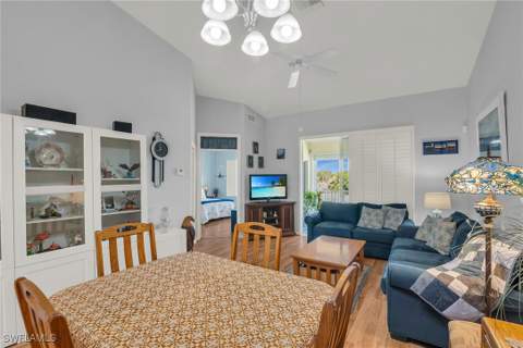 338 Newport Dr 1807, Naples FL - photo 11 of 38