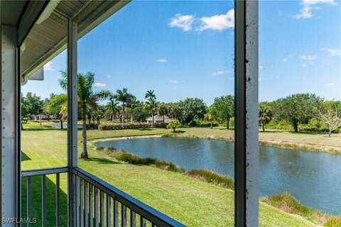 338 Newport Dr 1807, Naples FL - photo 15 of 38