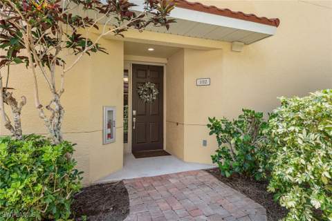 1263 Rialto Way 102, Naples FL - photo 24 of 34