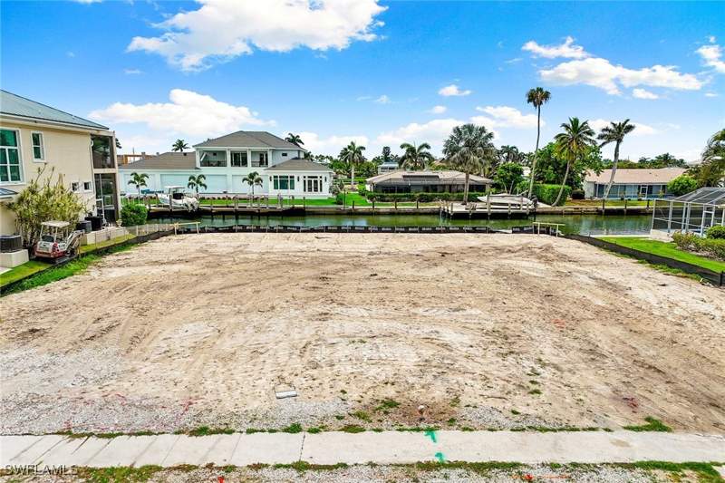 5 bedroom SingleFamilyResidence at 1285 Orange Ct, Marco Island, Marco Island — photo 3