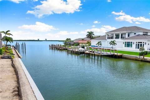 1285 Orange Ct, Marco Island FL - photo 8 of 50