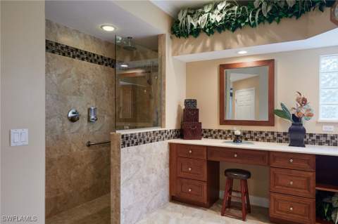 3667 Liberty Sq, Fort Myers FL - photo 15 of 46