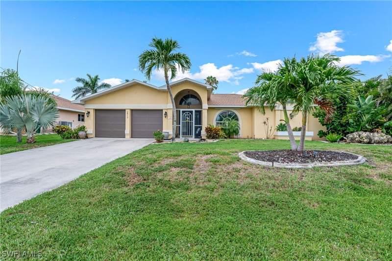 3 bedroom SingleFamilyResidence at 2812 SW 29th Ave, Cape Coral, Cape Coral — photo 5