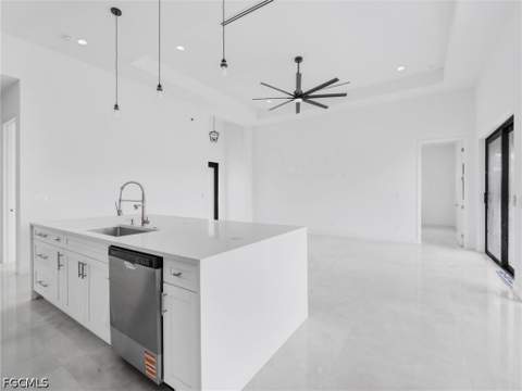 305 Diplomat Pkwy E, Cape Coral FL - photo 18 of 29