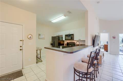 4241 Bellasol Cir 1922, Fort Myers FL - photo 20 of 29